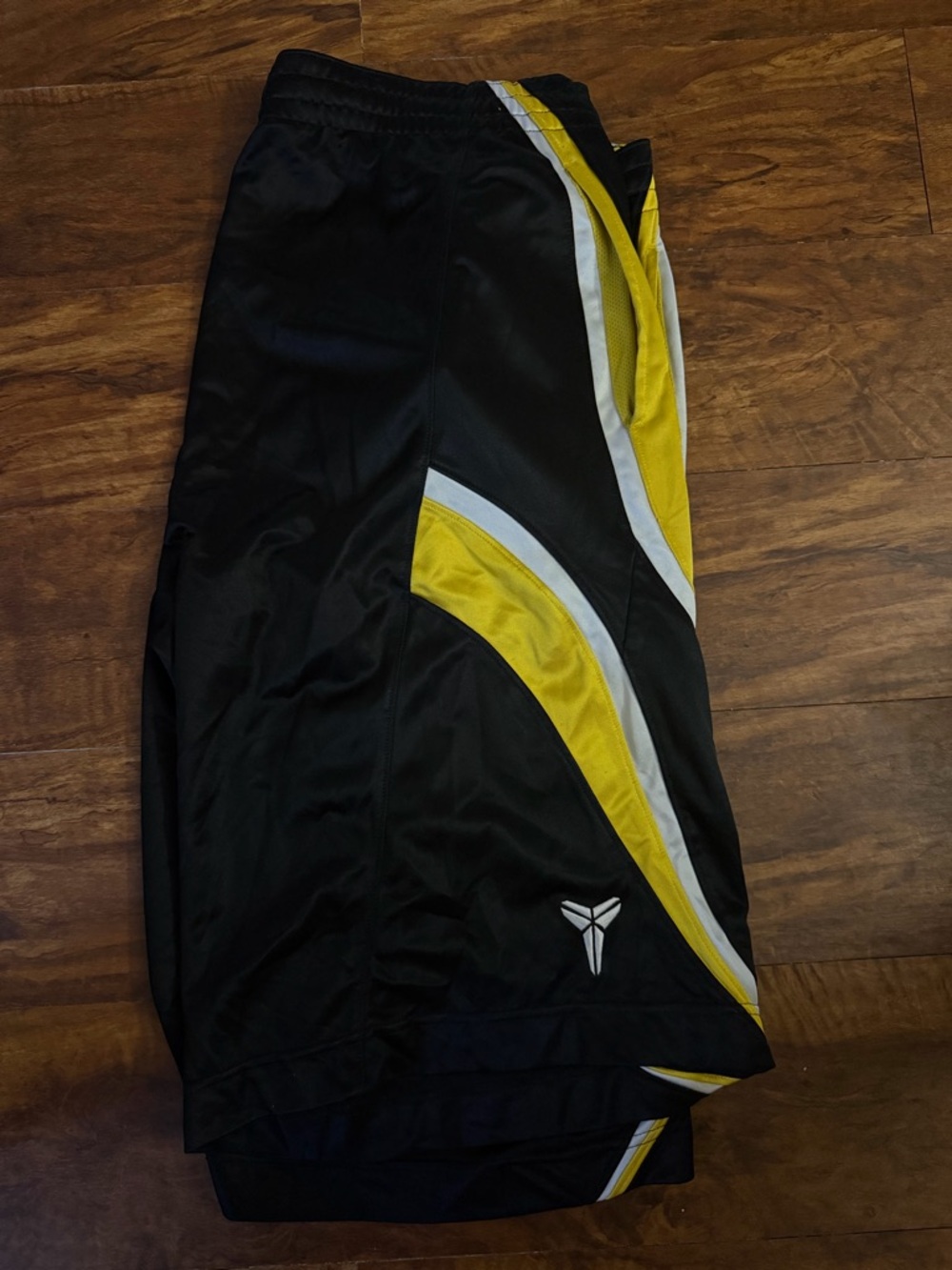 Vintage Nike Kobe Basketball Shorts Mens Sz L Black Elastic